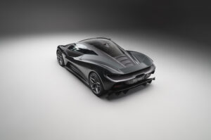 Lanzante has revealed its 95-59, a 3-seat 4l twin turbo V8 bespoke project.