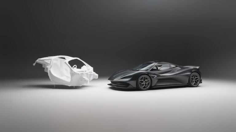 Lanzante has revealed its 95-59, a 3-seat 4l twin turbo V8 bespoke project.