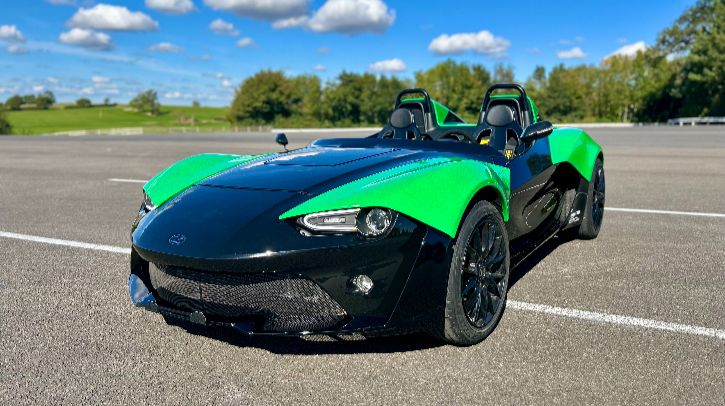Next-gen Zenos E10 RZ packs 500bhp per metric ton with latest powertrain.