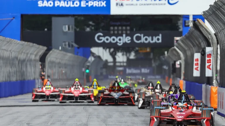 Google Cloud becomes principal AI partner of Formula E.
